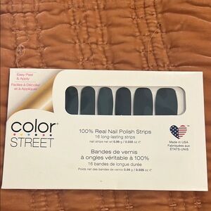 Color Street Nail Polish Strips - Deep Diving